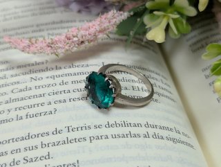 Anillo piedra verde