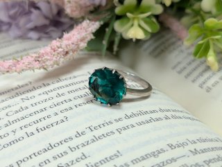 Anillo piedra verde