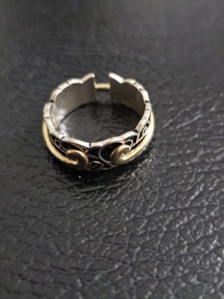 Anillo banda bicolor filigrana oro y plata