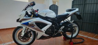 Suzuki GSXR 600 K8