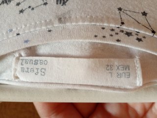 Camiseta Sfera con constelaciones.Talla L