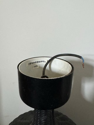 Lámpara de techo de rafia negra