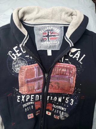 Sudadera Geographical Norway azul, capucha T-M.