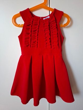 Vestido rojo Mayoral con volantes