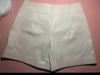 Falda-pantalón beige