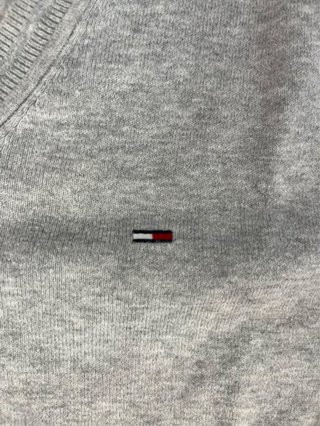 Polo Tommy Hilfiger gris