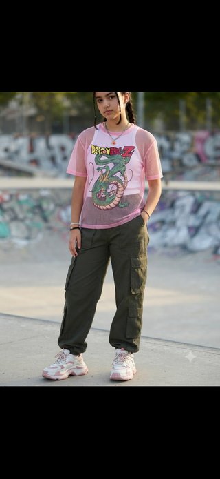 Camiseta Dragon Ball Z Bershka Rosa Talla M