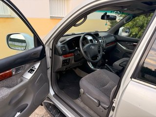 Toyota Land Cruiser 2003