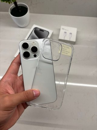 iPhone 15 Pro 128GB Titânio Branco Caixa Grade B+