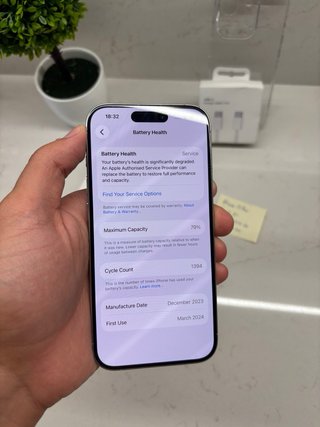 iPhone 15 Pro 128GB Titânio Branco Caixa Grade B+