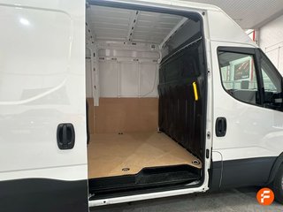 Iveco Daily 35S16 2.3 HPI 156 CV L3H2 (MMA 3.500 kg)