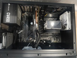 Ordenador de sobremesa AeroCool Negra y Plateada