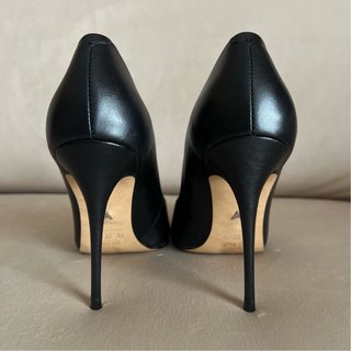 Décolleté Carrano in pelle nera