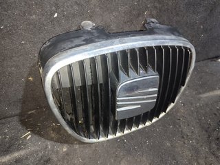 CALANDRA DELANTERA DE RADIADOR SEAT IBIZA (6L1) S