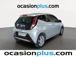 Toyota Aygo 1.0 70 x-play 51 kW (69 CV)