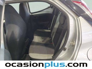 Toyota Aygo 1.0 70 x-play 51 kW (69 CV)