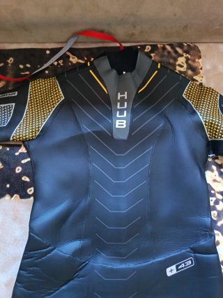 Traje Neopreno HUUB Pinnacle Hombre Talla M
