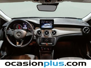 Mercedes-Benz GLA 180 90 kW (122 CV)