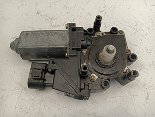 MOTOR ELEVALUNAS DELANTERO DERECHO AUDI A3 (8L) A