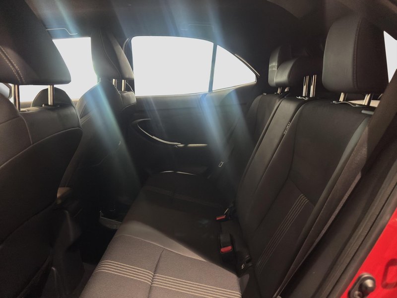 Toyota Yaris 2021, foto 11