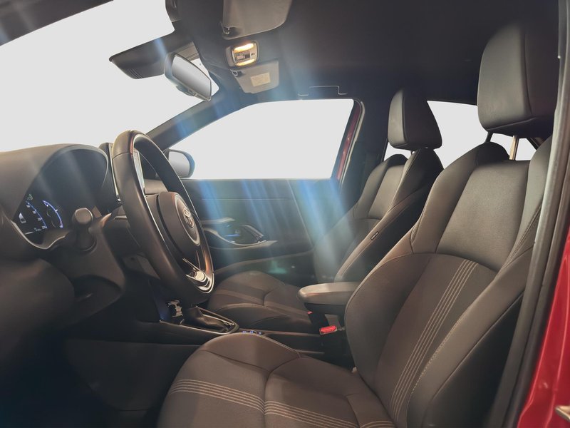 Toyota Yaris 2021, foto 12