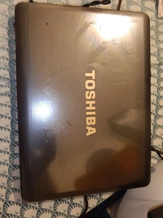 Portátil Toshiba Satellite P300-176 Negro