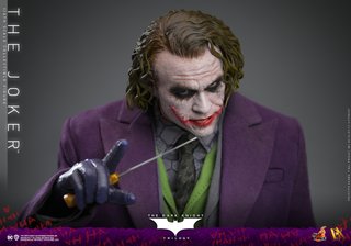 Hot Toys DX32 Joker Figura Coleccionable