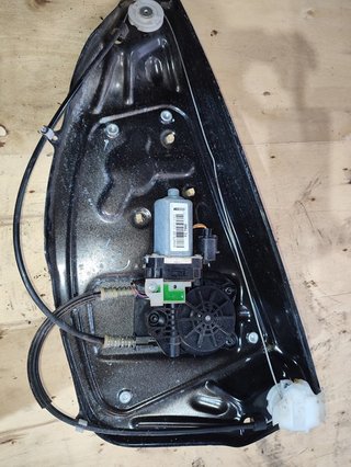 MOTOR ELEVALUNAS TRASERO IZQUIERDO LAND ROVER FRE