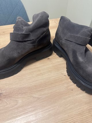 Botines ante gris Stradivarius T.39