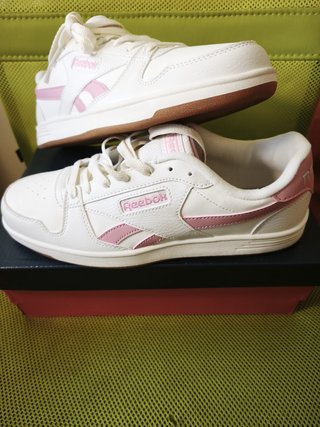 Zapatillas Reebok Blancas y Rosas Talla 41