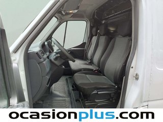 Nissan Interstar Furgon 2.3 dCi GO L2H2 3,5T FWD 99 kW (135 CV)