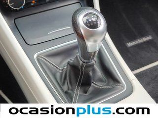 Mercedes-Benz GLA 200 CDI Urban 100 kW (136 CV)
