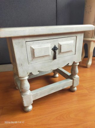 REGALO Mesita rústica de madera