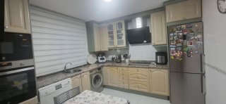 Cocina con encimera de granito