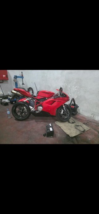 Ducati 848 Roja Sportbike Completa