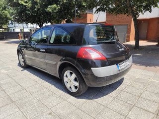 RENAULT Megane CONFORT AUTHENTIQUE 1.4 16v