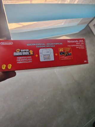 Nintendo 2DS Edición Especial Super Mario Bros. 2