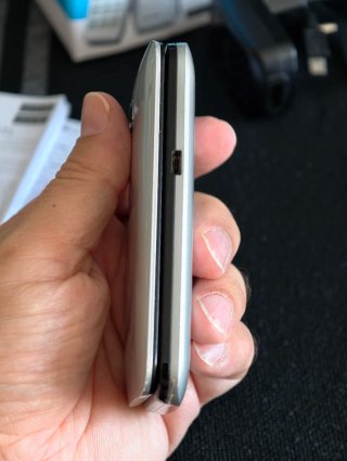 Teléfono Móvil Alcatel 2051D