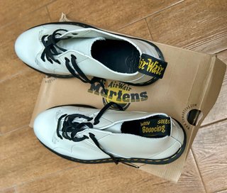 Botines Dr. Martens Church Piel Blanco