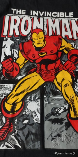 Camiseta Negra Marvel