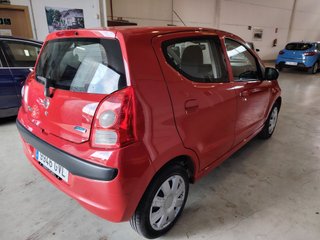 Nissan Pixo 2010