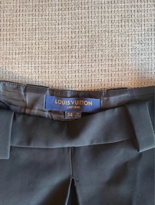 Falda Negra Louis Vuitton