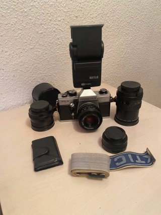 Cámara analógica Praktica MTL 5 con flash