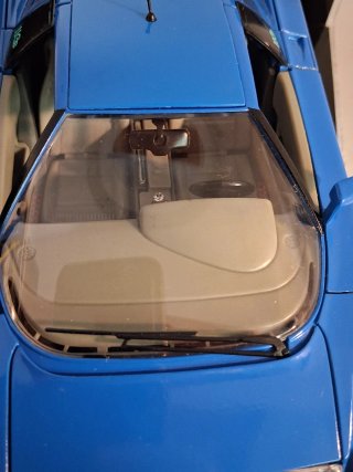 Bugatti EB 110 1991 Bburago cod.3035 1:18.Nuova.