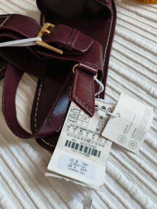 Sandalias Zara Piel Hebilla Dorada