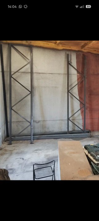 Estantería industrial metálica
