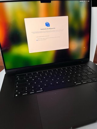 MacBook Pro M4 Pro 16 pulgadas Space Gray