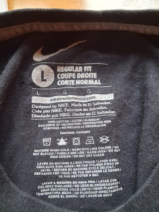 Camiseta manga corta Nike negra con logotipo
