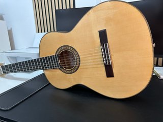 Guitarra Flamenca CAMPS Maciza + Previo PRO BLEN