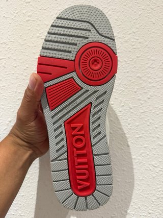 Zapatillas Louis Vuitton Blancas y Rojas